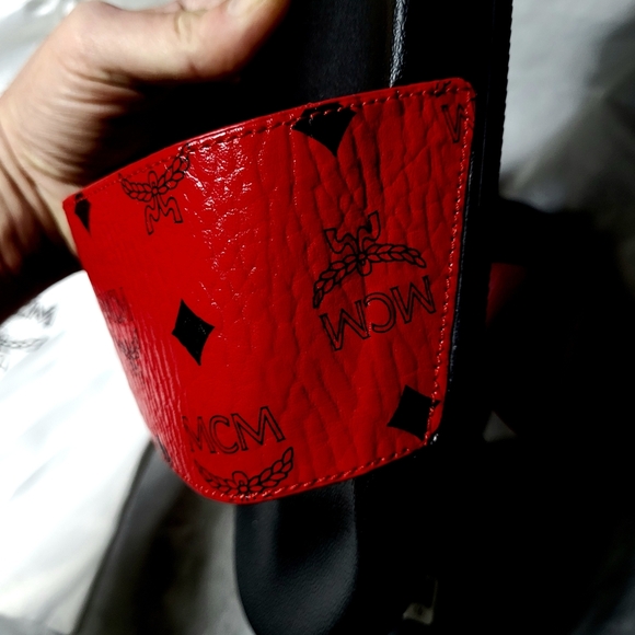 MCM Red and Black Logo Slides - Picture 5 of 16